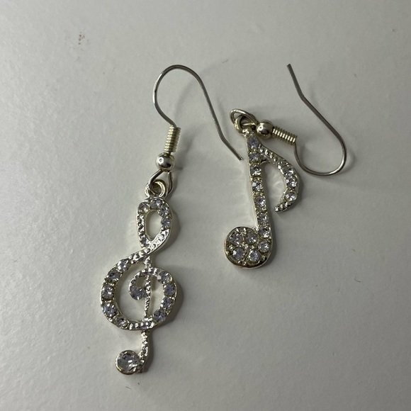 2 pack cute earrings - Picture 2 of 3